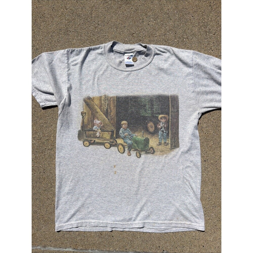 Vintage Jerzees Farm Children Playing With Tractors Barn Gray Medium Shirt